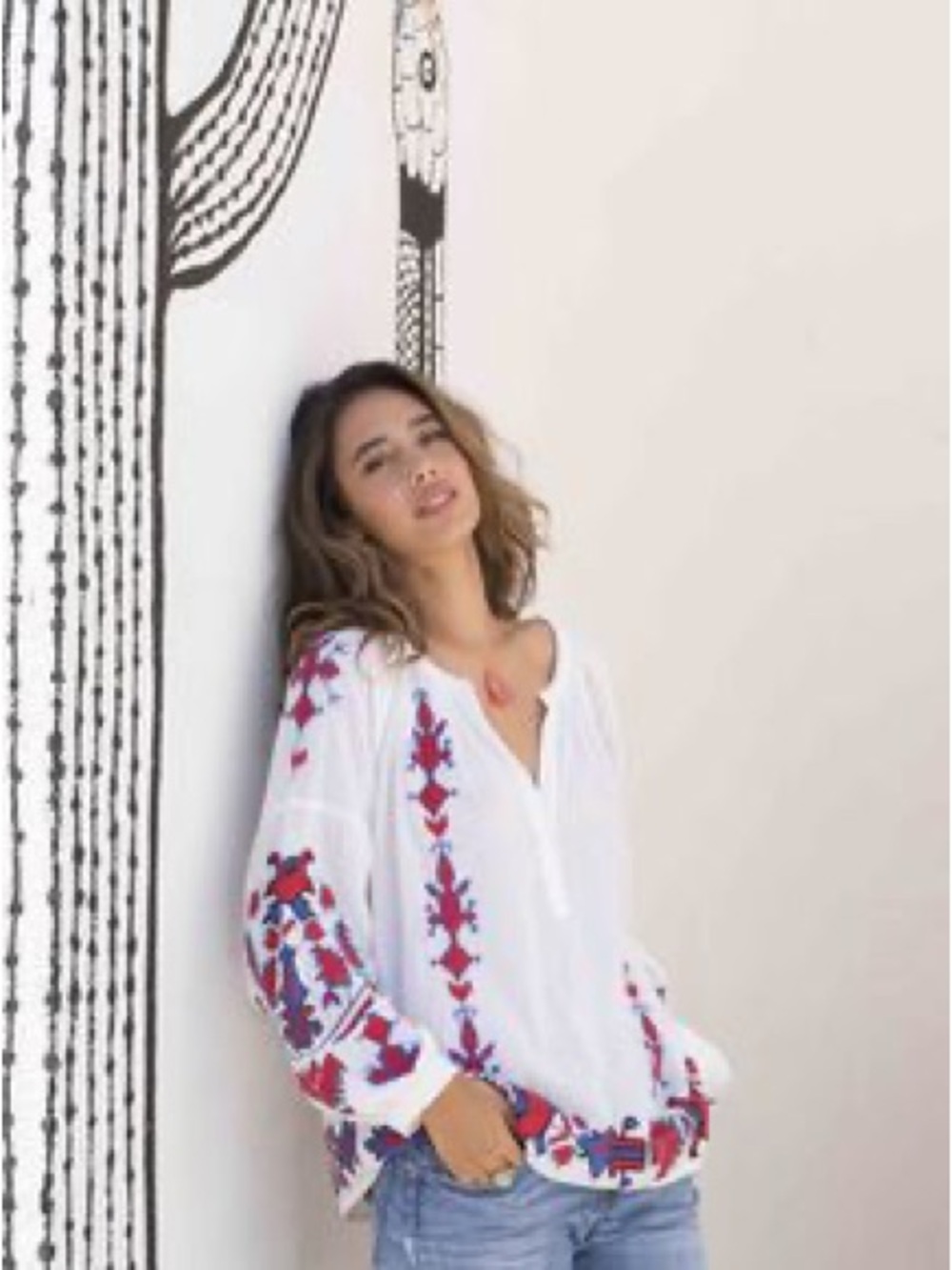 Blue Boheme white tunic with red and blue embroidery